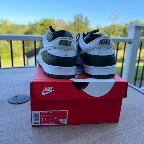 Oil Green Nike Dunk Low - Picture 4 of 5